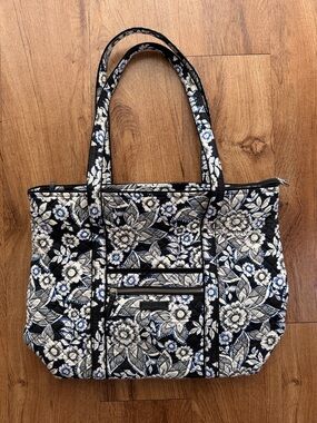 Vera Bradley Large Tote Bag
